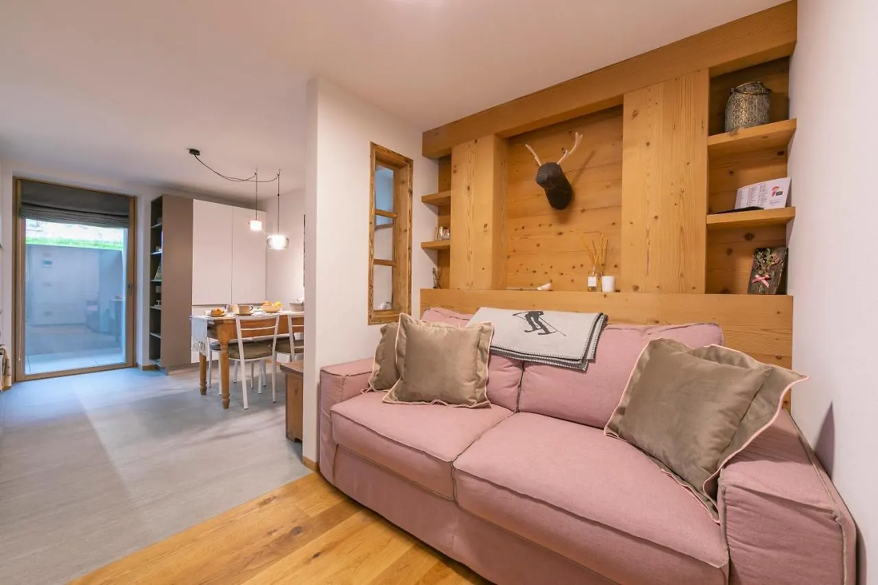Menina - Happy Rentals Livigno